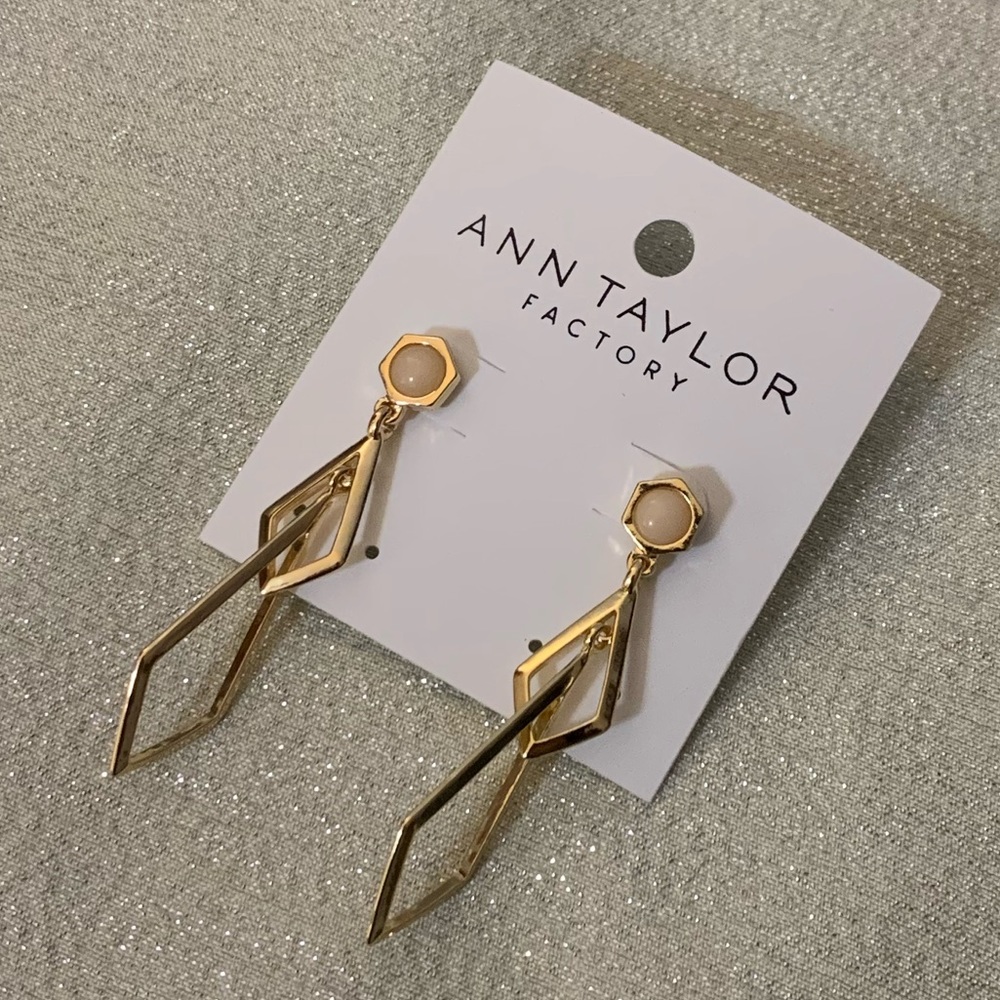 NWT Ann Taylor Factory Earrings - Picture 3 of 6